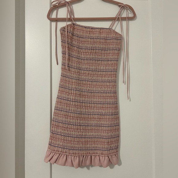 Honey Boutique Pink strip mini dress with bow tie shoulders - Picture 3 of 6